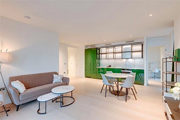 2 Bedroom Apartment To Rent In Wards Place, London, E14