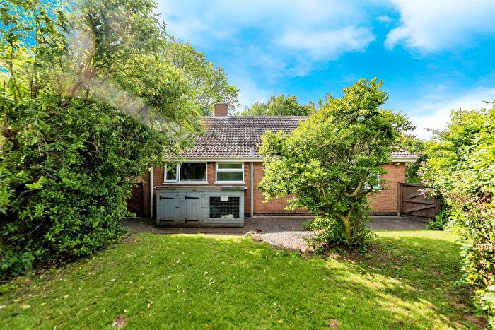 3 Bedroom Detached Bungalow For Sale In Kirton Park, Kirton, Newark, NG22