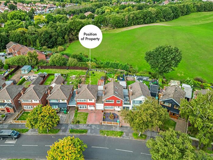 3 Bedroom Detached House For Sale In Brownlow Drive, Rise Park, Nottingham, NG5