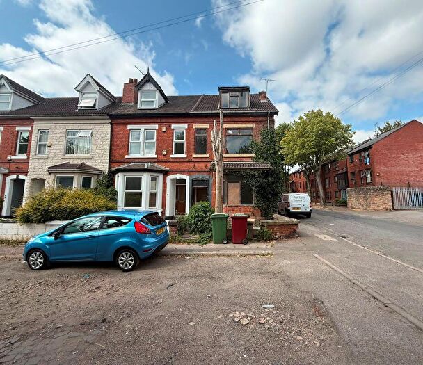 4 Bedroom Terraced House For Sale In Tennyson Street, Mansfield, NG18