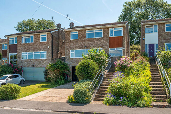 4 Bedroom Detached House For Sale In Wychwood Rise, Great Missenden, HP16