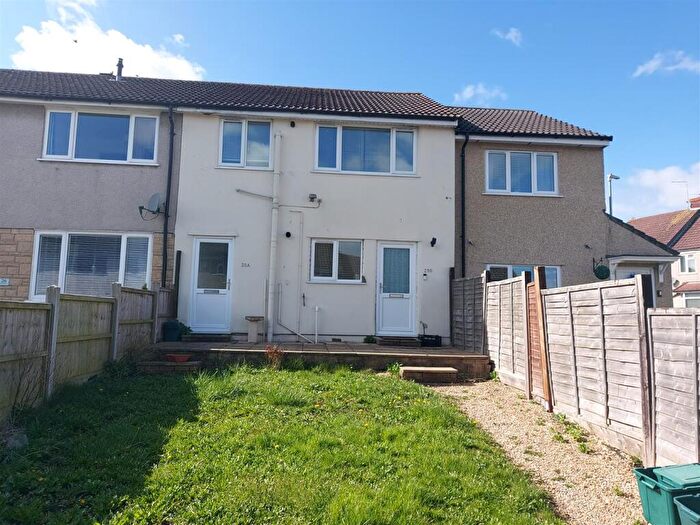 1 Bedroom Apartment To Rent In Courtney Way, Kingswood, BS15