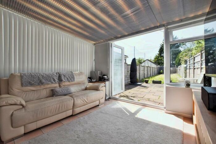 3 Bedroom Terraced House For Sale In Headley Park Avenue, Bristol, BS13
