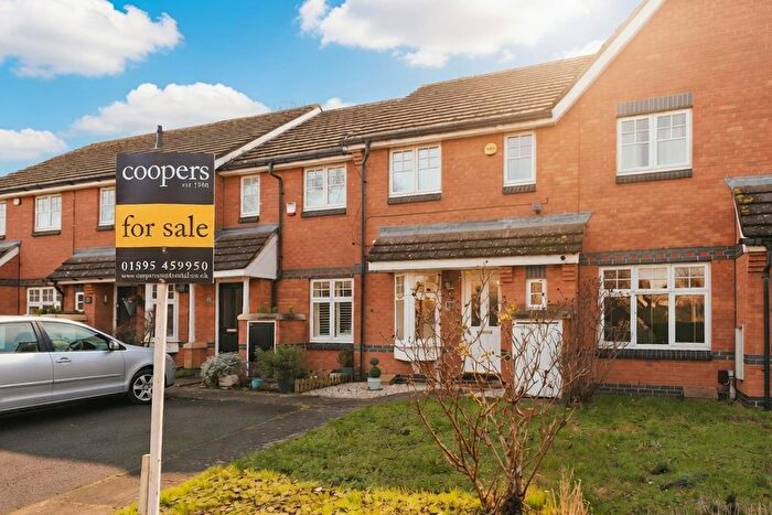 2 Bedroom Terraced House For Sale In Ruffle Close, West Drayton, UB7