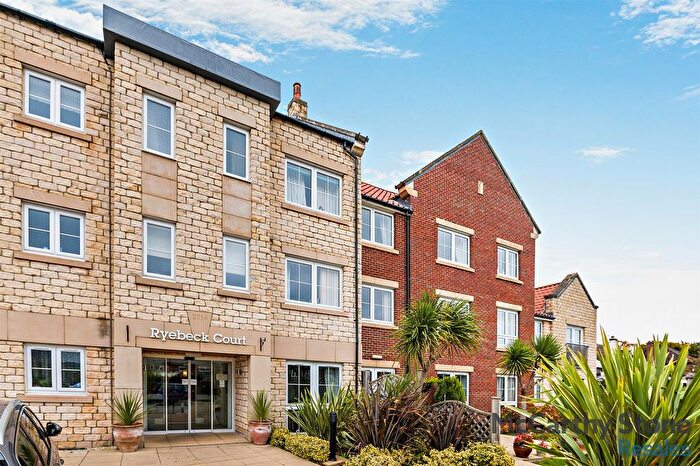 2 Bedroom Flat For Sale In Ryebeck Court, Eastgate, Pickering, YO18