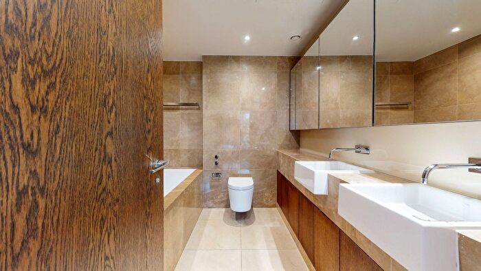 3 Bedroom Flat To Rent In Cremer Street, London, E2