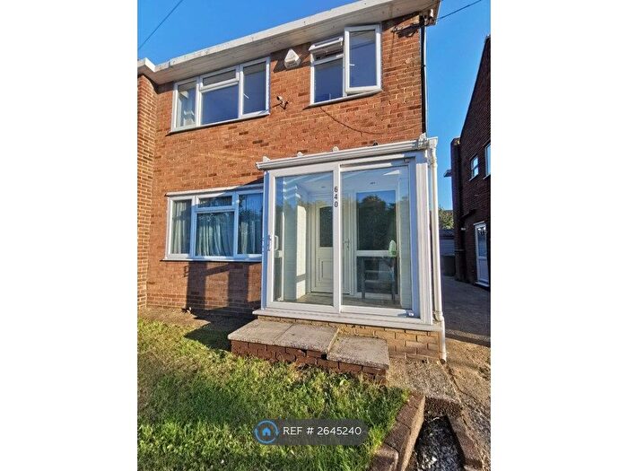 3 Bedroom Semi-Detached House To Rent In Princes Road, Dartford, DA2