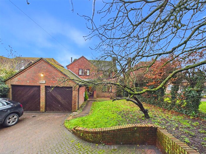 4 Bedroom Detached House To Rent In Ashendon, Aylesbury, HP18