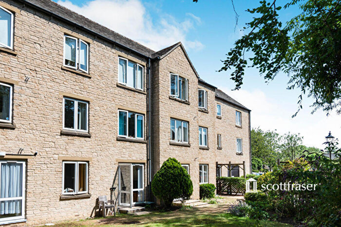 1 Bedroom Apartment To Rent In Windrush Court, St Marys Mead, Witney, OX28