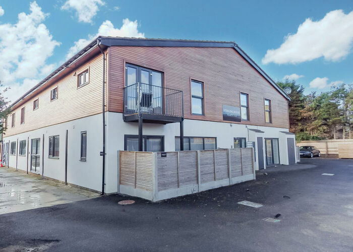 1 Bedroom Apartment To Rent In Oxford Road, Abingdon, Oxfordshire, OX13