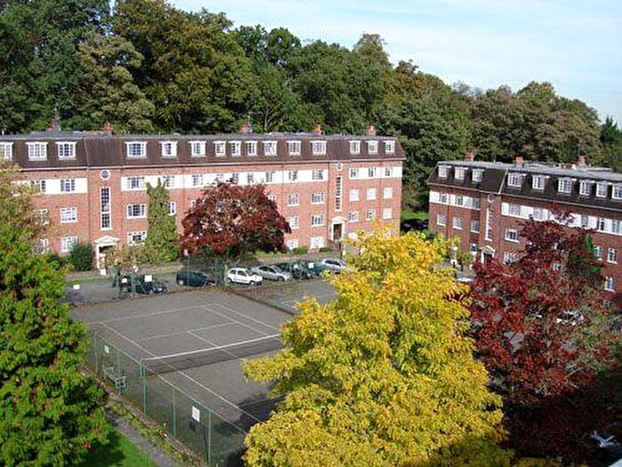 3 Bedroom Flat To Rent In Herga Court, HA1