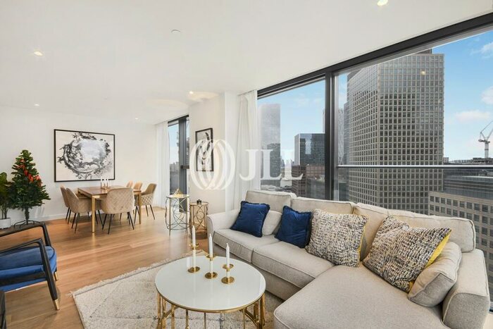 3 Bedroom Apartment To Rent In Marsh Wall London, E14