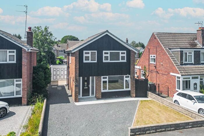 3 Bedroom Detached House For Sale In Linton Road, Alwoodley, Leeds, LS17