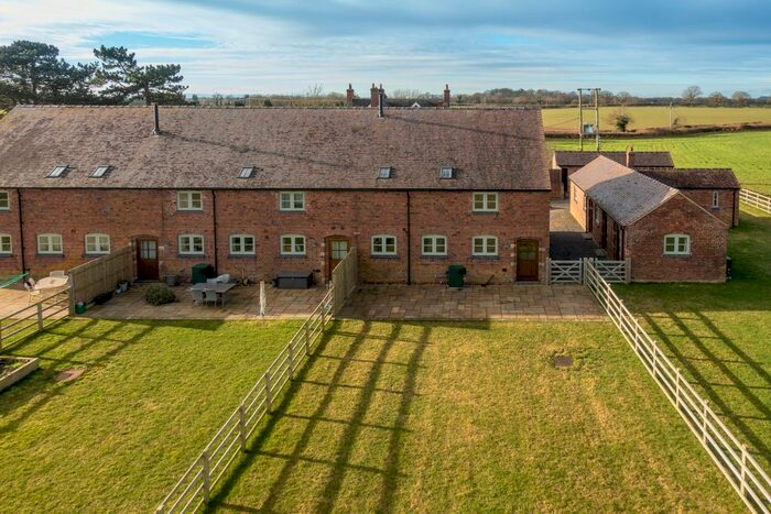 3 Bedroom Barn Conversion To Rent In Little Bolas, Telford, TF6