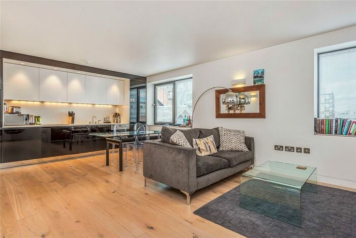 1 Bedroom Flat To Rent In Kirby Street, Clerkenwell, London, EC1N