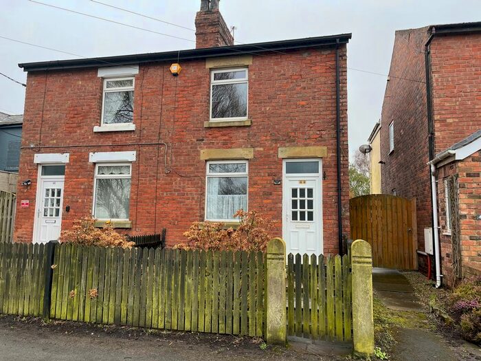 2 Bedroom Semi-Detached House To Rent In Crabtree Lane, Burscough, L40