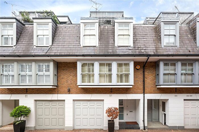 3 Bedroom Mews For Sale In St. Catherines Mews, London, SW3