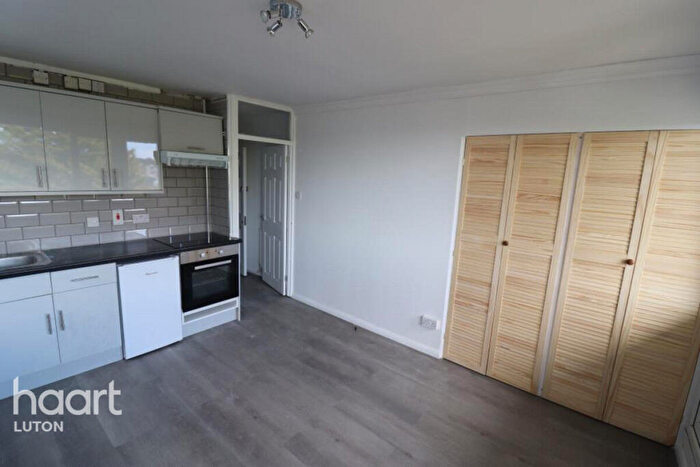 1 Bedroom Flat To Rent In Ruthin Close, Luton, LU1