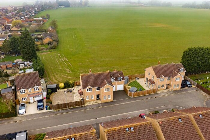 4 Bedroom Detached House For Sale In Church Gardens, Coates, PE7