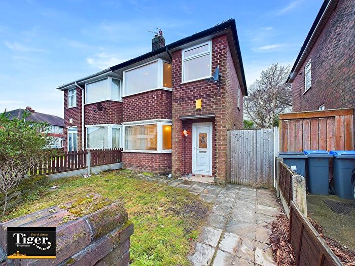 3 Bedroom Semi-Detached House To Rent In Maxwell Grove, Blackpool, FY2