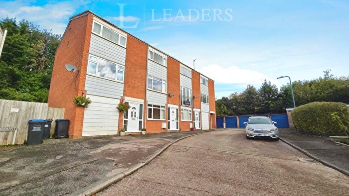 3 Bedroom Town House To Rent In Alpine Court, Kenilworth, CV8