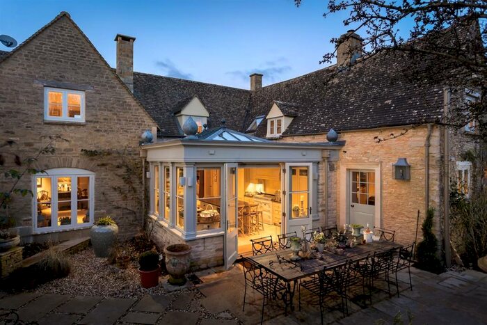 4 Bedroom Detached House For Sale In Winson, Cirencester, GL7