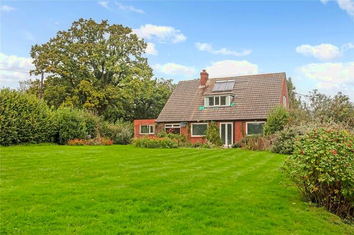 3 Bedroom Detached House For Sale In Leckhampstead, Newbury, Berkshire, RG20