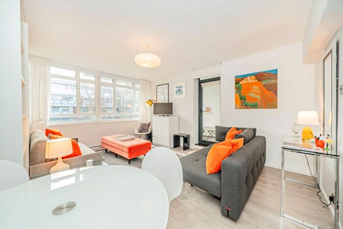 Studio To Rent In Churchill Gardens, London, SW1V