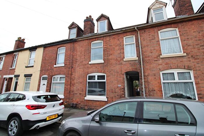 3 Bedroom Terraced House To Rent In Oxford Street, Staffordshire, Burton Upon Trent, DE14