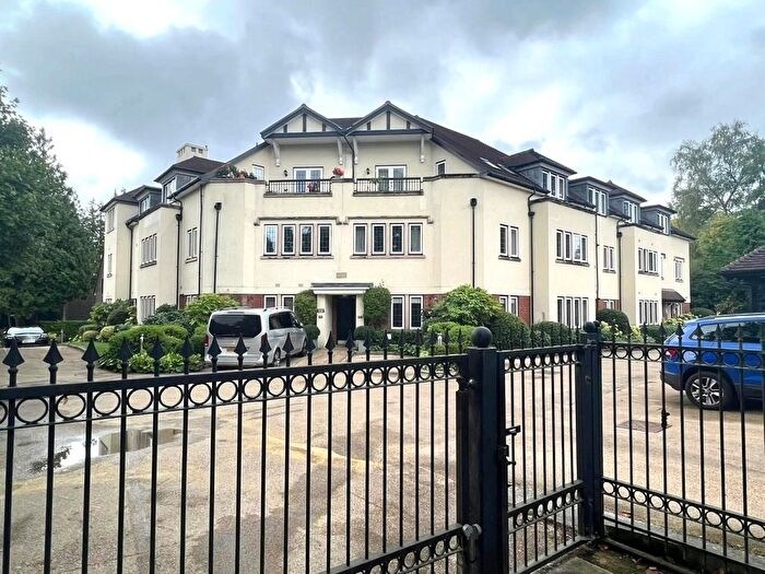 2 Bedroom Flat To Rent In Roedean Road, Tunbridge Wells, TN2