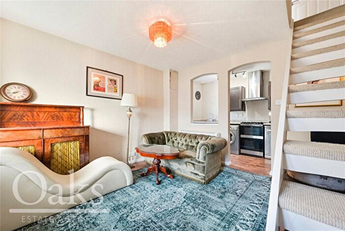 1 Bedroom Semi Detached House To Rent In Anthony Road, South Norwood, SE25