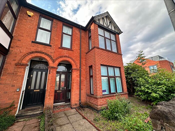 1 Bedroom End Of Terrace House To Rent In Queens Road, Beeston, NG9