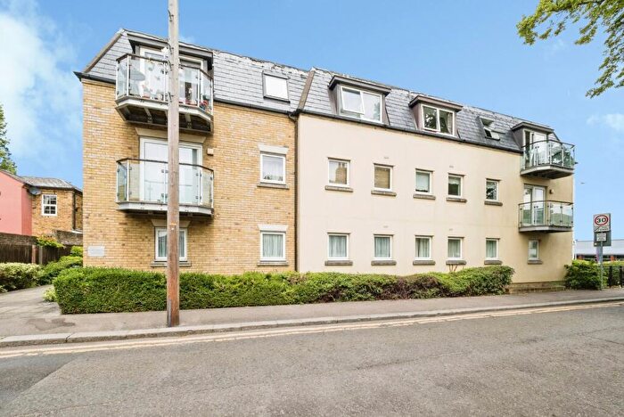 2 Bedroom Flat For Sale In Mornington Road, Woodford Green, IG8