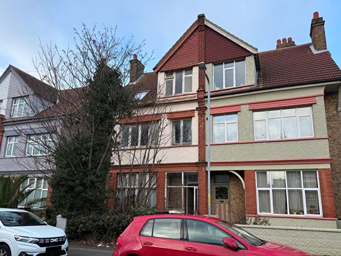 6 Bedroom Semi Detached House For Sale In Prices Avenue, Margate, Kent, CT9