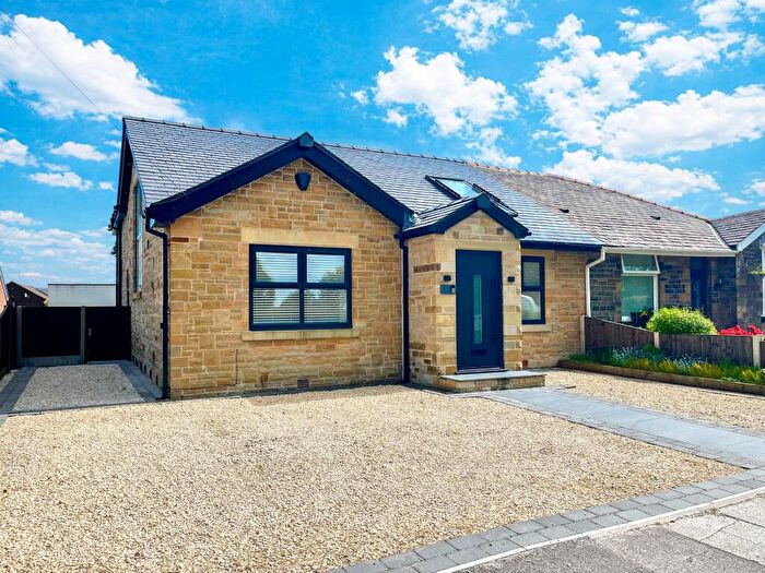 3 Bedroom Semi-Detached House For Sale In Brandlesholme Road, Greenmount, Bury, BL8