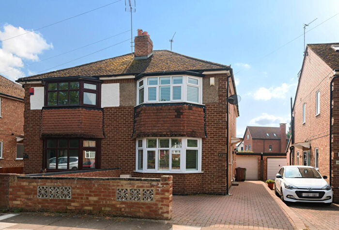 3 Bedroom Semi-Detached House For Sale In Cleevemount Road, Cheltenham, Gloucestershire, GL52