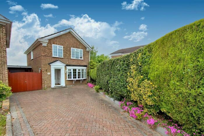4 Bedroom Detached House To Rent In Bray Gardens, Loose, ME15
