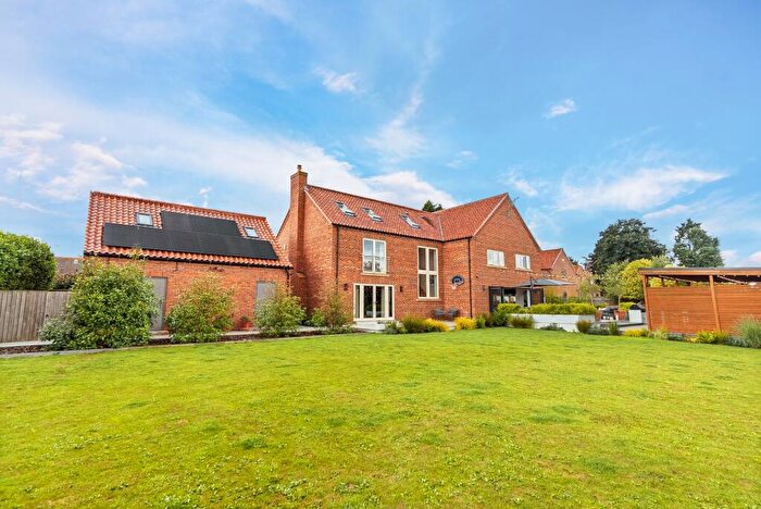 6 Bedroom Detached House For Sale In Step Into The New Year At Top Pastures House..., DN22