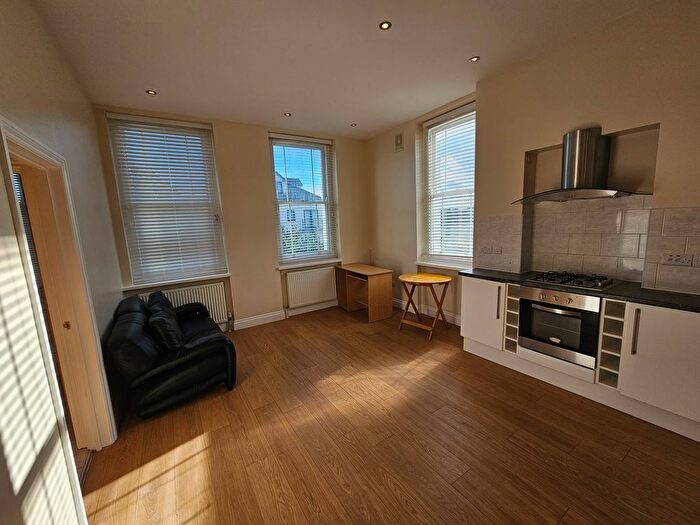 1 Bedroom Flat To Rent In Canterbury Road, Croydon, CR0