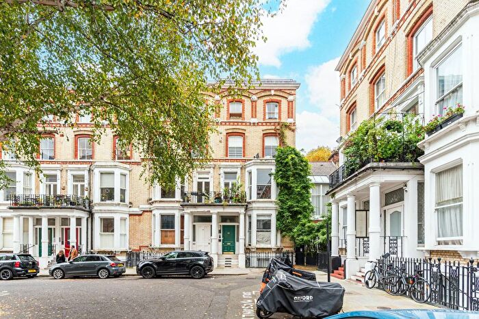 1 Bedroom Flat To Rent In Cheniston Gardens, Kensington, London, W8