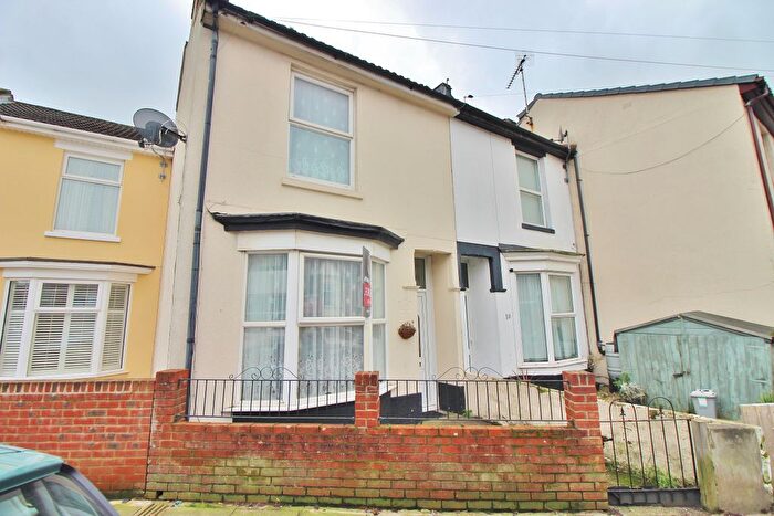 2 Bedroom Terraced House For Sale In Penhale Road, Fratton, PO1