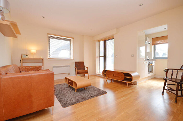 2 Bedroom Flat To Rent In Devonport Street, Shadwell, E1