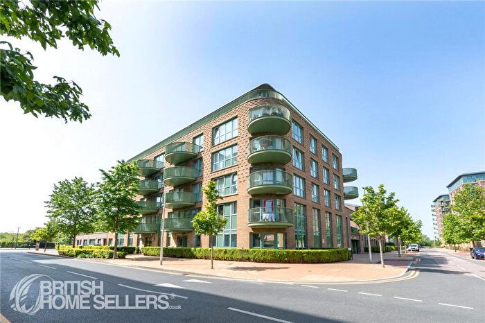 2 Bedroom Penthouse For Sale In Tudway Road, London, SE3
