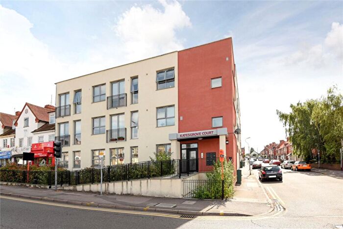 2 Bedroom Apartment To Rent In Katesgrove Court, Basingstoke Road, Reading, Berkshire, RG2