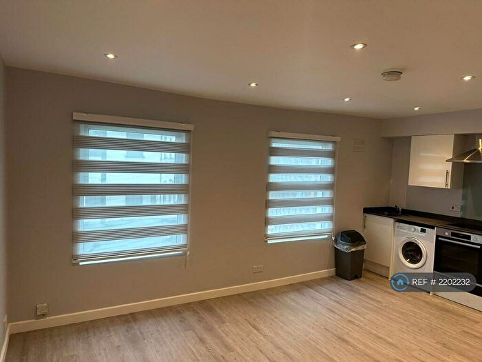 Studio To Rent In Brockley Road, London, SE4