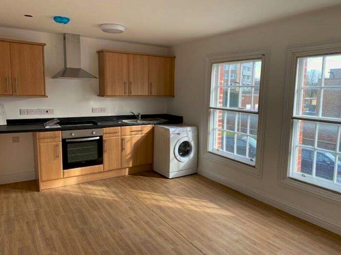 1 Bedroom Apartment To Rent In Flat, Tavistock Street, MK40