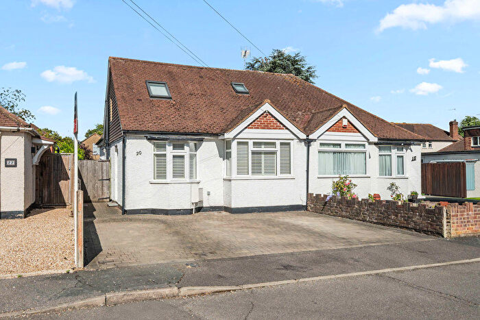 3 Bedroom Semi-Detached Bungalow For Sale In Linden Close, New Haw, KT15