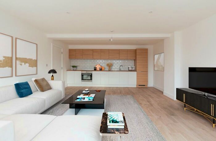 1 Bedroom Flat To Rent In High Street, Christchurch, Dorset, BH23