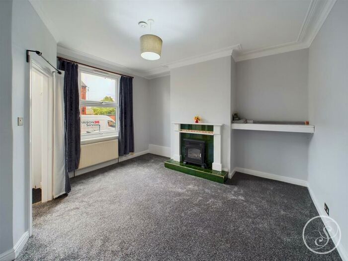 2 Bedroom Terraced House To Rent In Rombalds Terrace, Leeds, LS12