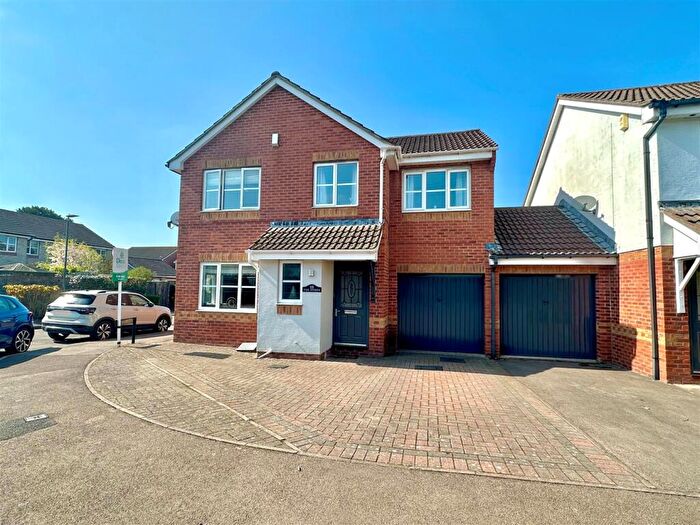 4 Bedroom Detached House For Sale In The Spires, Lydney, GL15